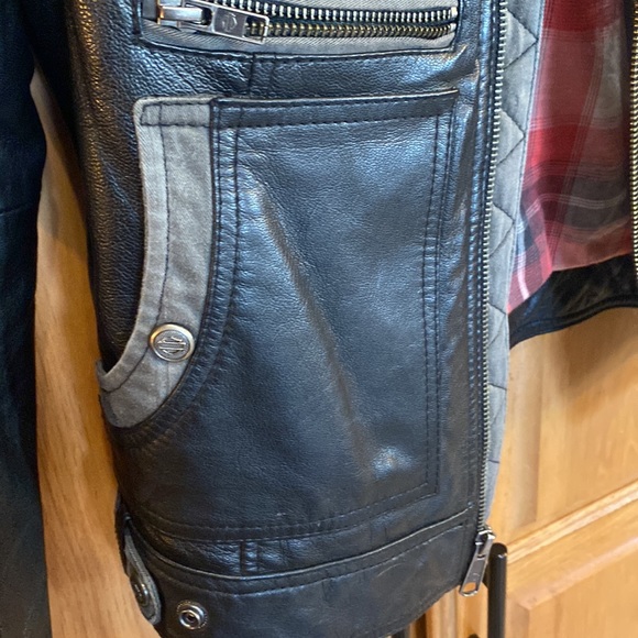 Harley-Davidson leather jacket - Picture 6 of 13